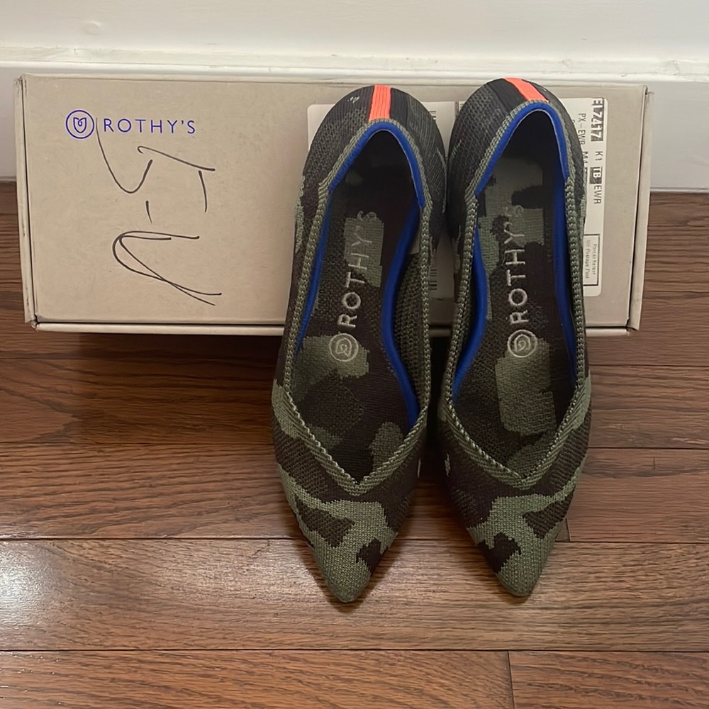 Rothy’s Pointers. Camo Print - image 1